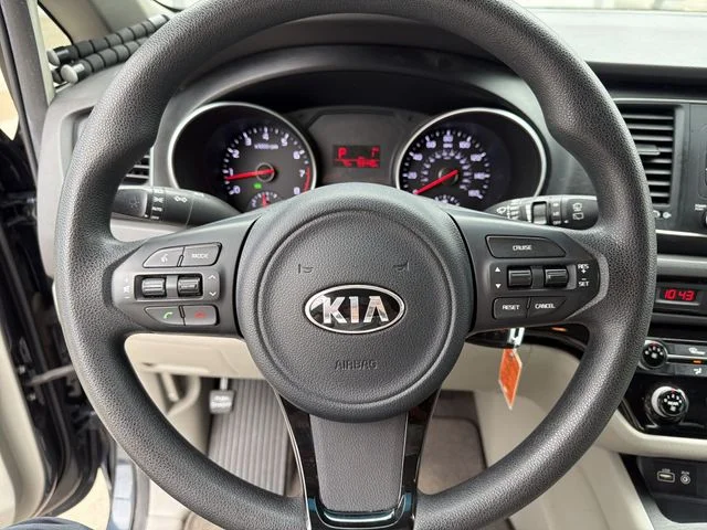 Used 2015 Blue Kia LX image 16