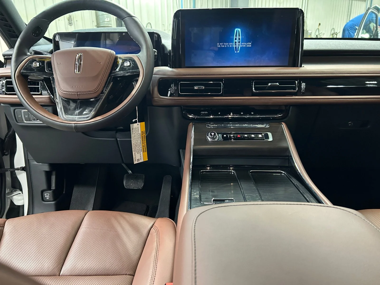 New 2026 Pristine White Metallic Tri-Coat Lincoln Reserve image 20