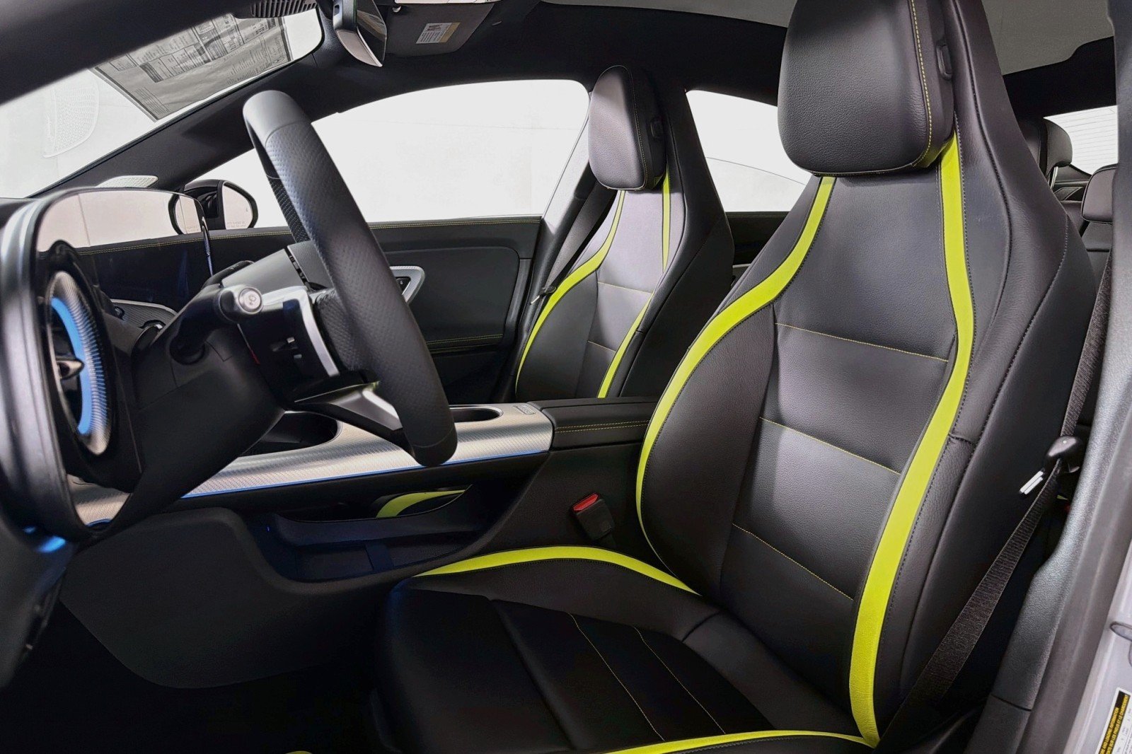 New 2027 MANUFAKTUR Alpine Grey Mercedes-Benz CLA 220 Hybrid image 18
