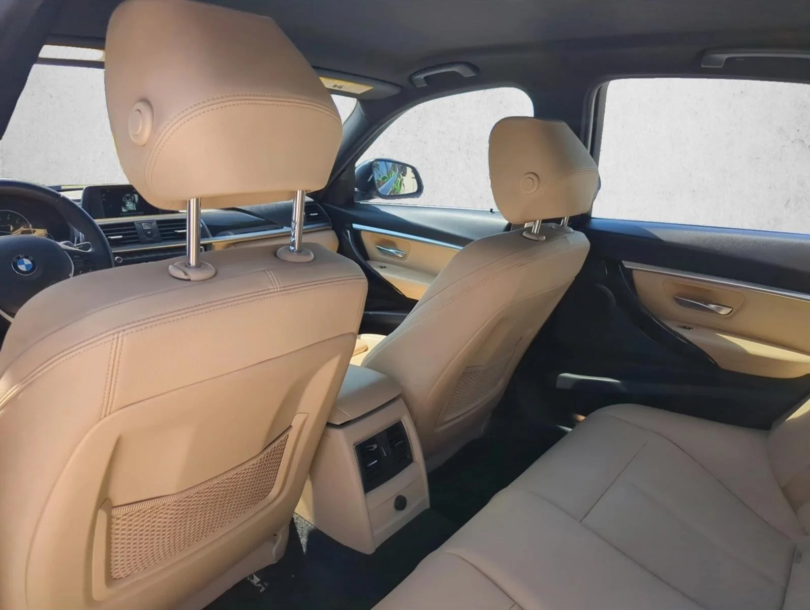 Used 2018 Platinum Silver Metallic BMW 330i image 17