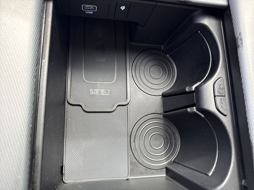 2024 Hyundai Palisade Limited - Photo 28
