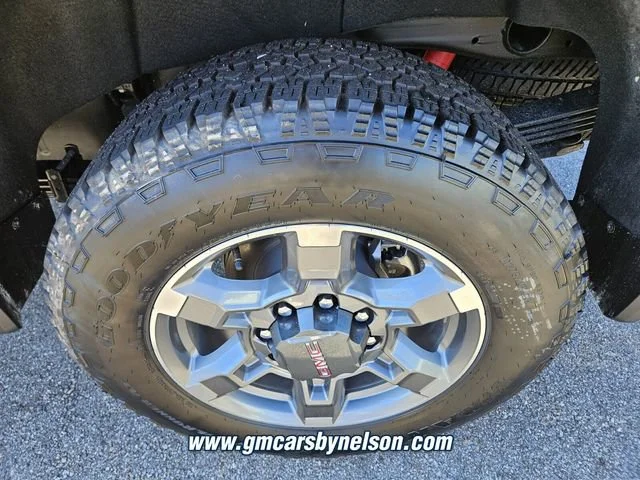 2026 GMC Sierra 2500HD SLT - Photo 11