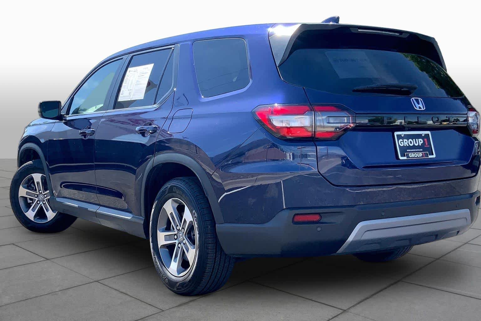 Used 2025 Obsidian Blue Pearl Honda EX-L image 12