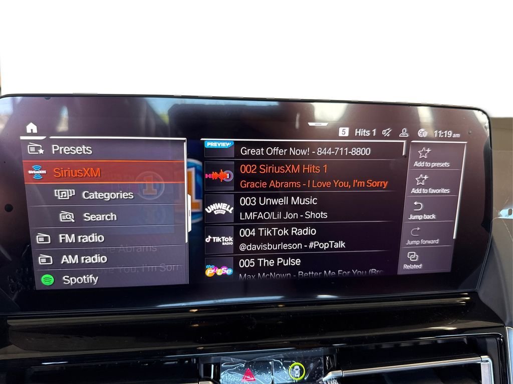 2026 BMW 8 Series 840i - Photo 21