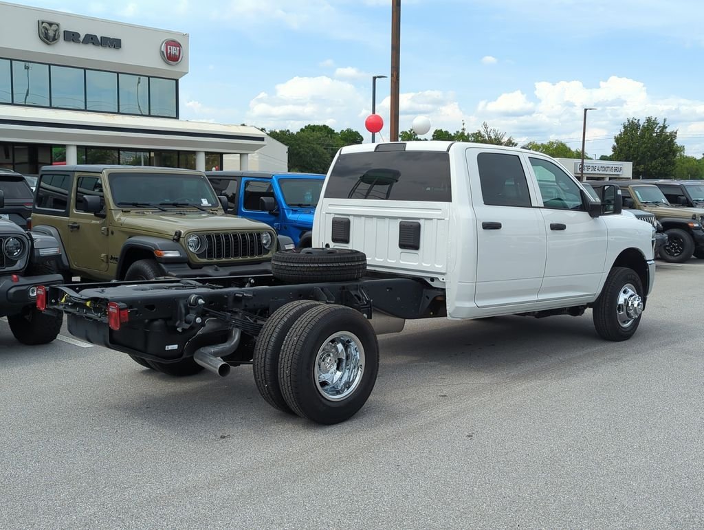 New 2026 Bright White Clear-Coat Exterior Paint Ram Tradesman image 7