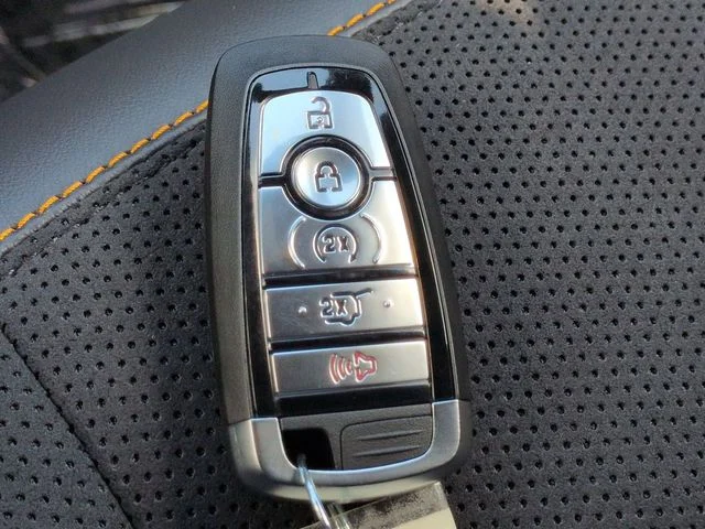 New 2026 Gray Ford Tremor image 29