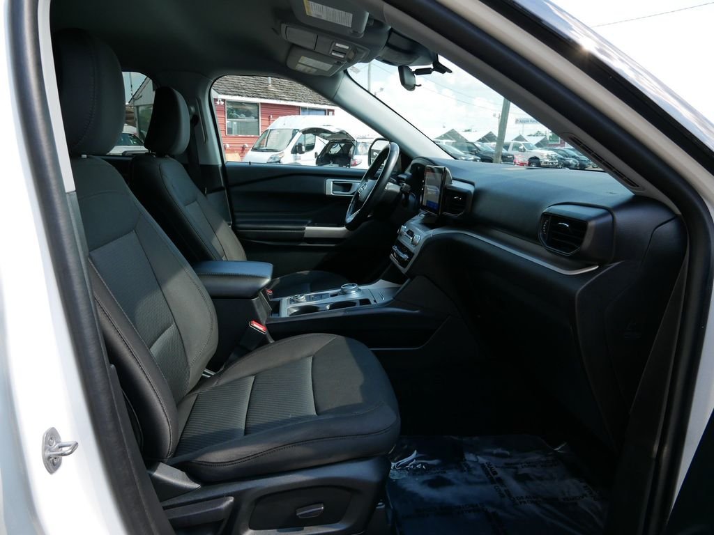 Certified Used 2023 White Ford XLT image 8