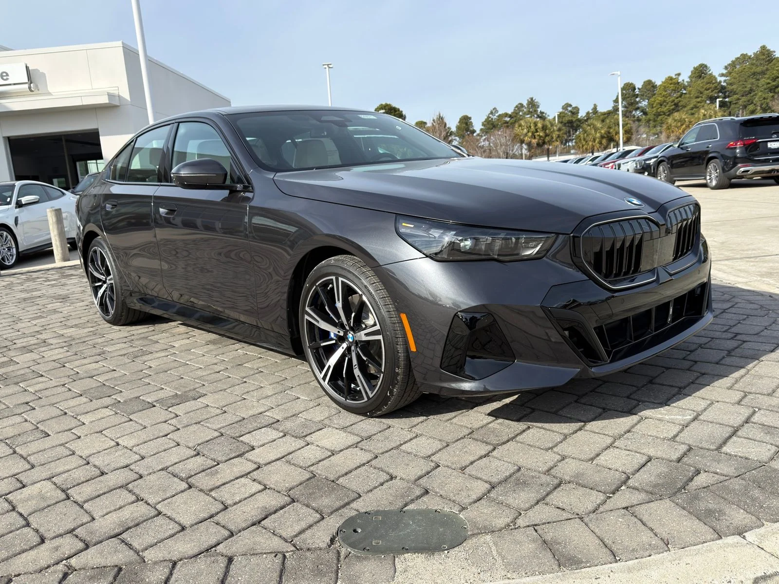 Used 2026 Dark Graphite Metallic BMW 530i image 7