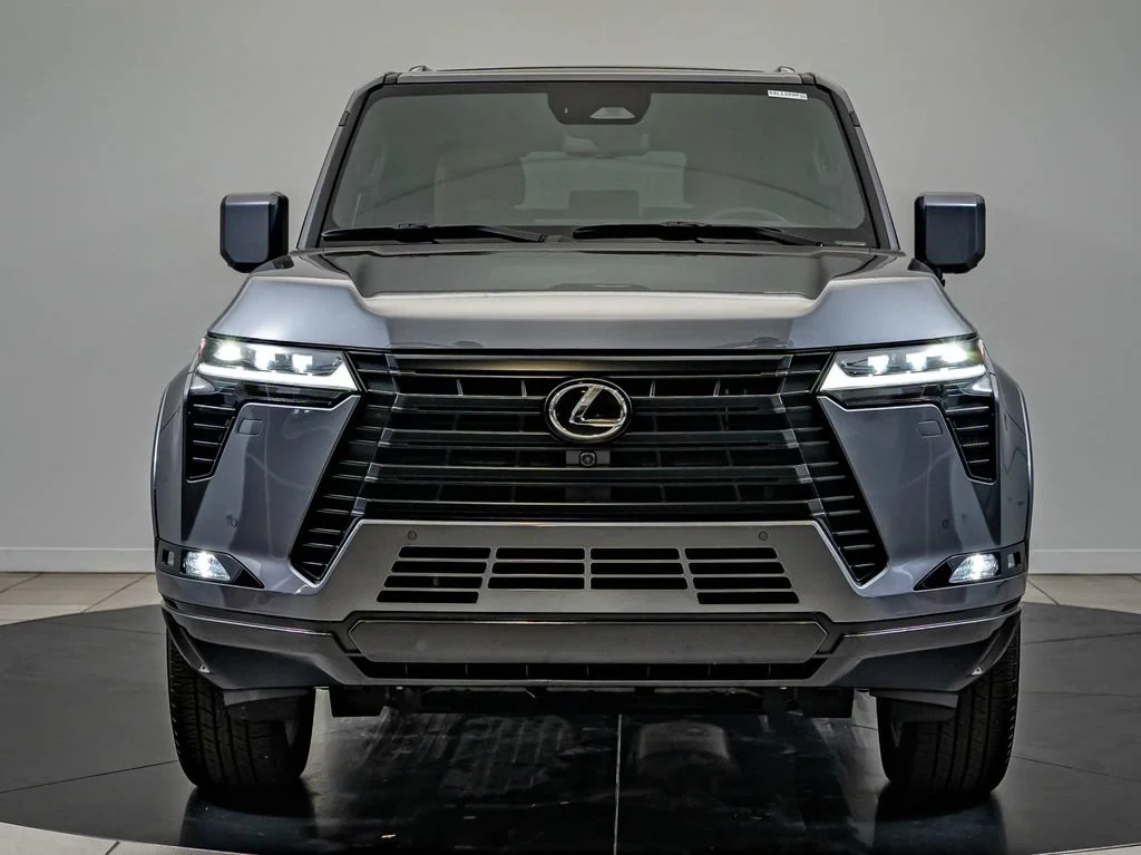 Certified Used 2025 Gray Pearl Lexus 550 Luxury+ image 2