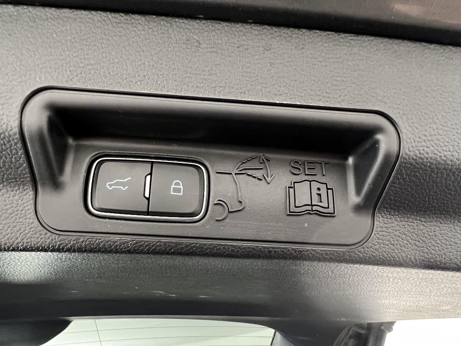 Used 2023 Carbonized Gray Ford XLT image 30