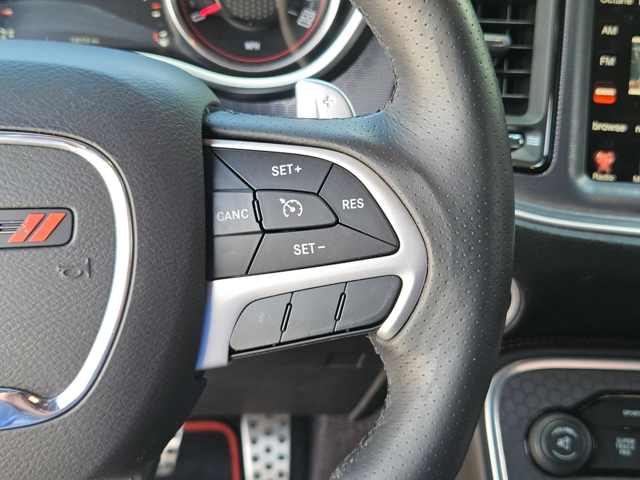Used 2016 Torred Clearcoat Dodge 392 Hemi Scat Pack Shaker image 22