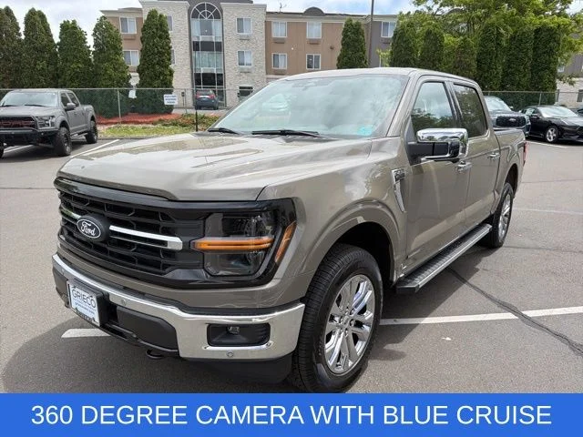 Used 2026 Gray Ford XLT image 3