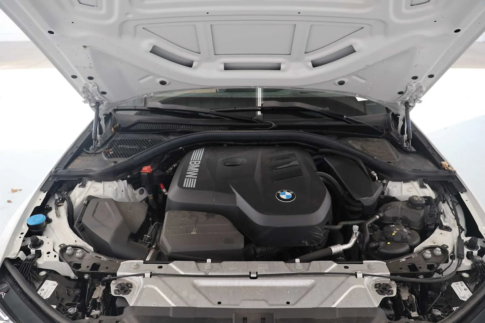 Certified Used 2026 Alpine White BMW 330i NA image 27