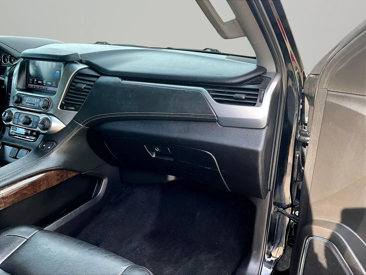 Used 2018 Black Chevrolet LT image 18