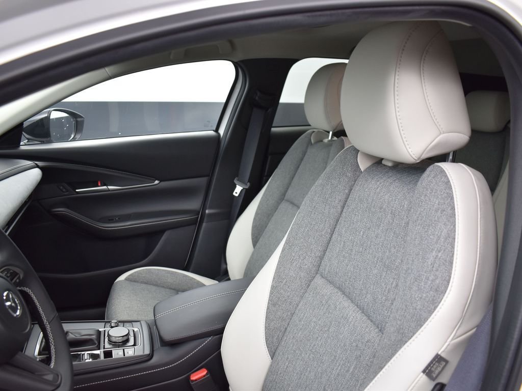 2026 Mazda CX-30 Aire Edition - Photo 10