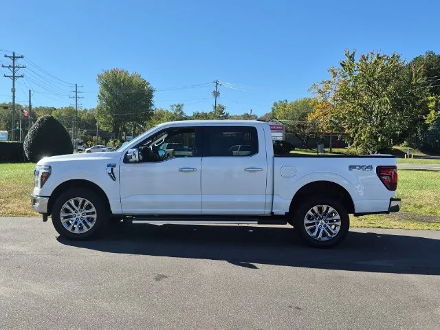 Used 2024 White Ford Lariat image 10