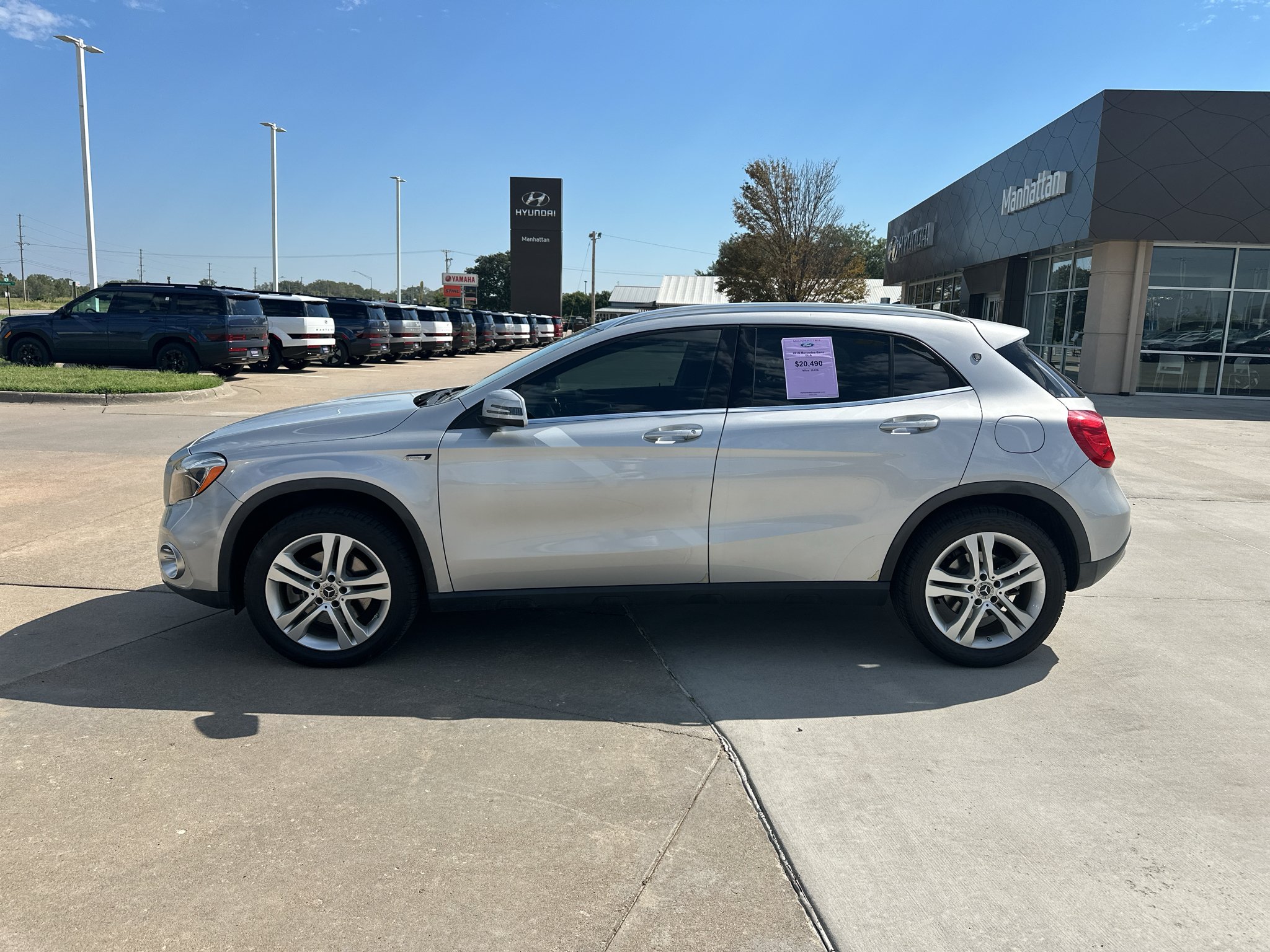 Used 2018 Polar Silver Metallic Mercedes-Benz 250 image 9