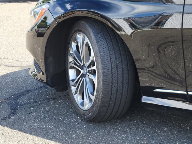 Used 2015 Black Mercedes-Benz S 550 image 32