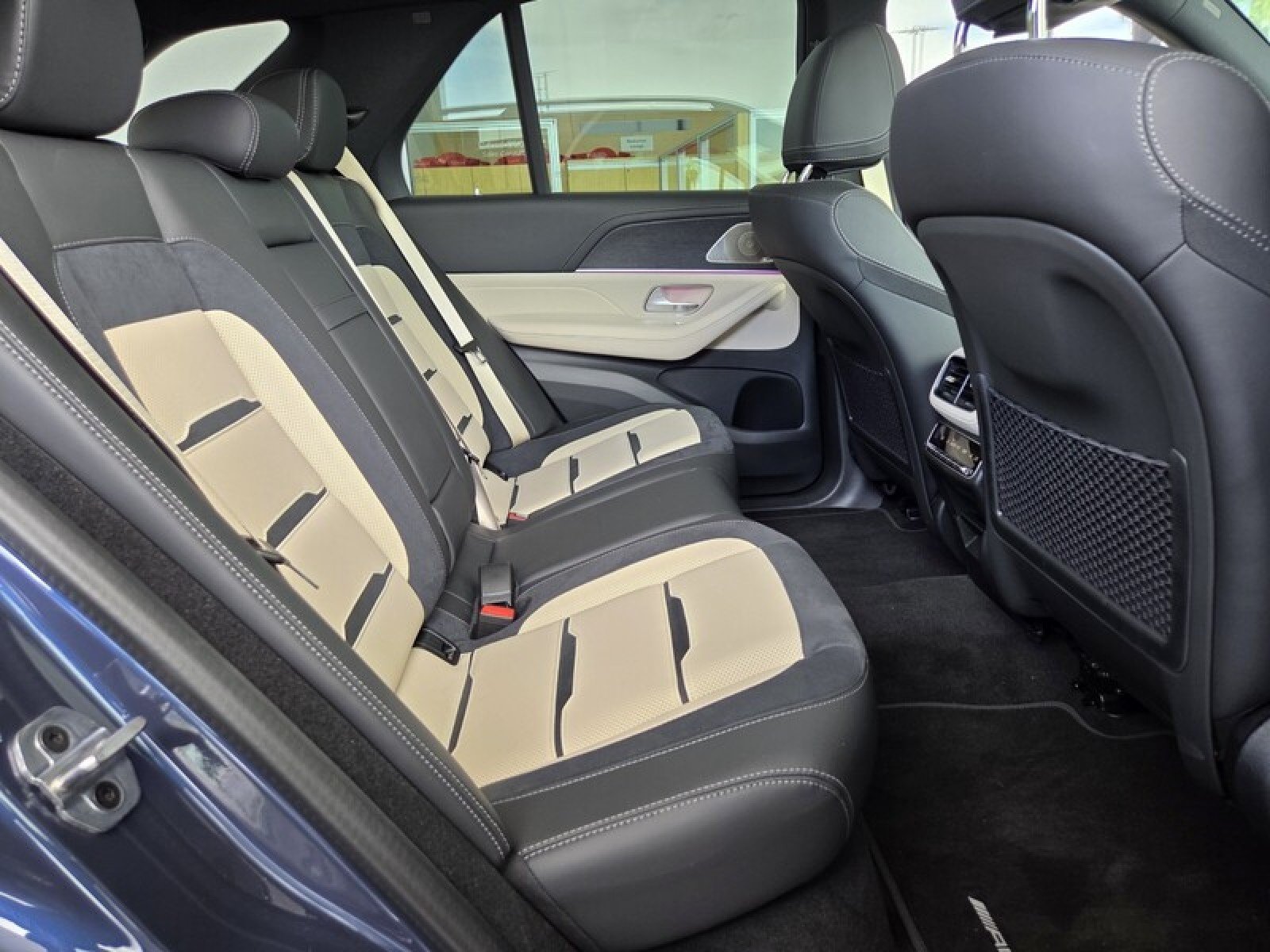 New 2026 Twilight Blue Metallic Mercedes-Benz AMG® GLE 53 4MATIC+ SUV image 16