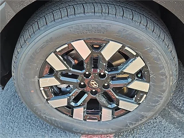 New 2027 Hampton Gray Hyundai SEL Activity image 8