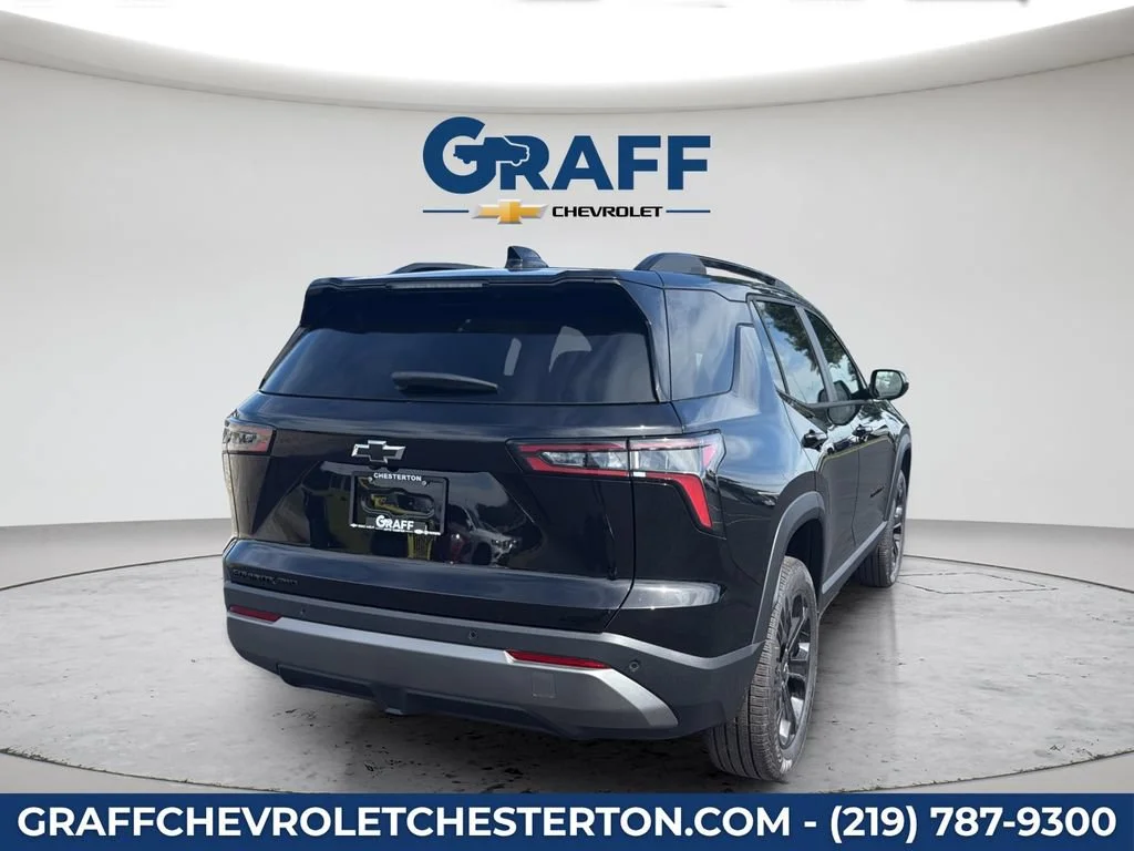 2027 Chevrolet Equinox LT - Photo 7