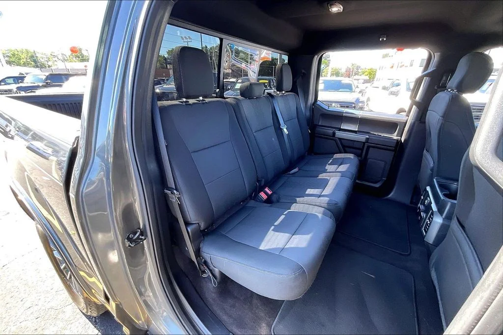 Certified Used 2020 Magnetic Ford XLT image 26