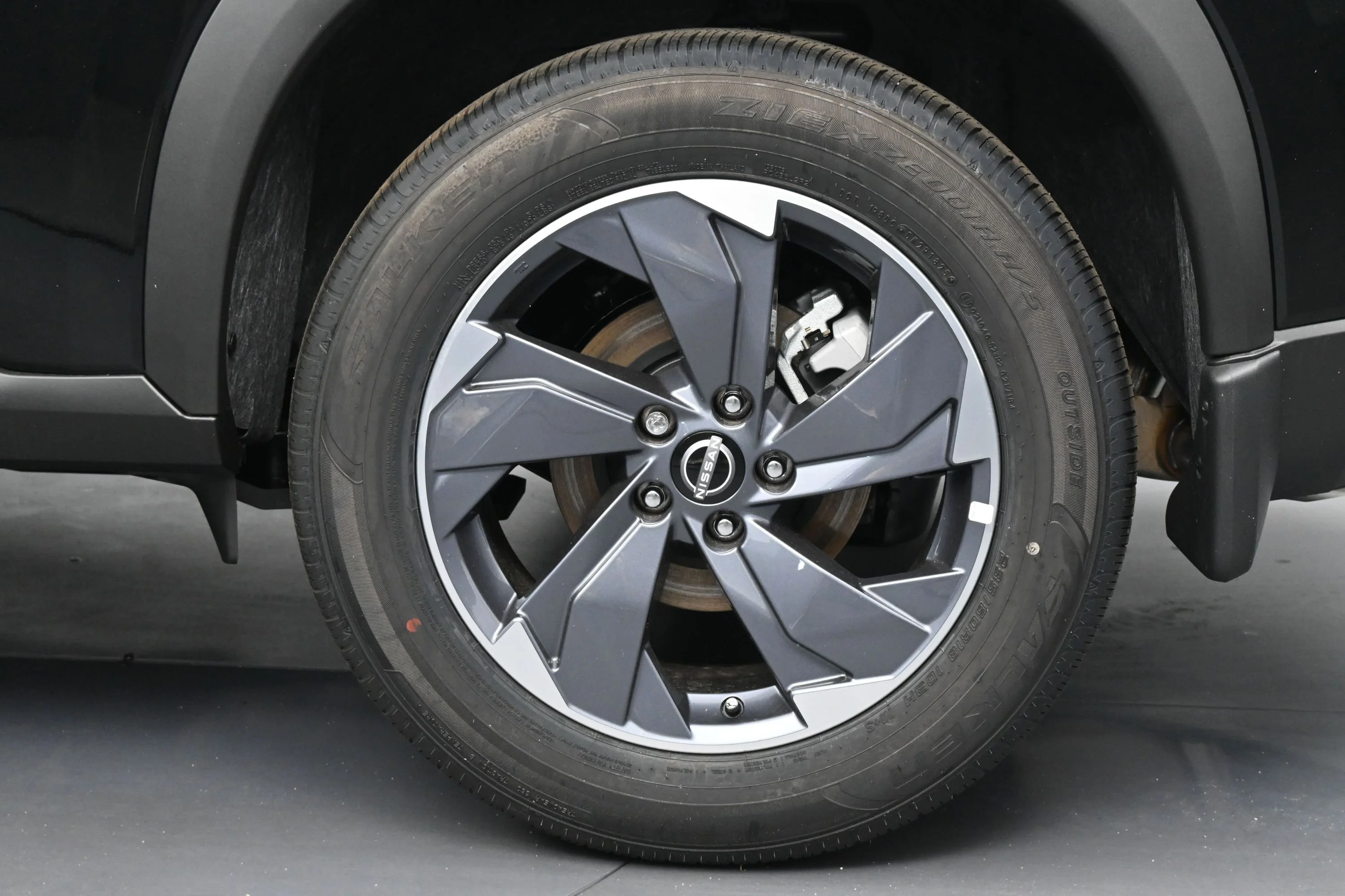 New 2026 Super Black Nissan SV image 20