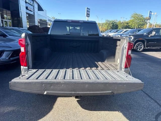 Used 2020 Gray Chevrolet LT image 22