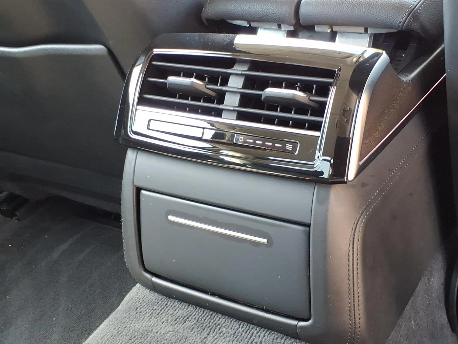 Used 2023 Mythos Black Metallic Audi  image 27
