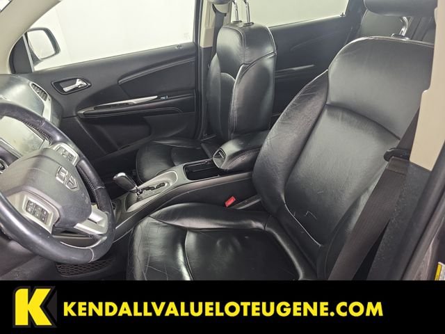 Used 2014 Gray Dodge SXT image 4