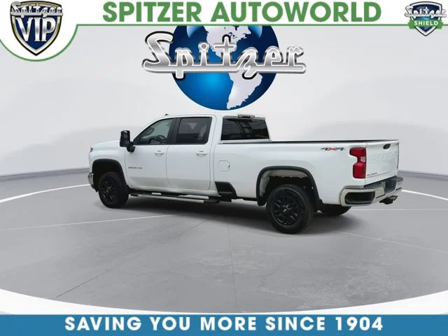 Used 2025 White Chevrolet LT image 7