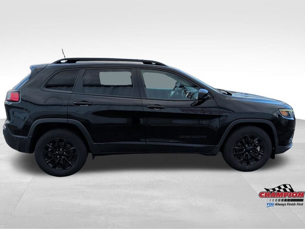 Used 2023 Black Jeep Altitude image 6