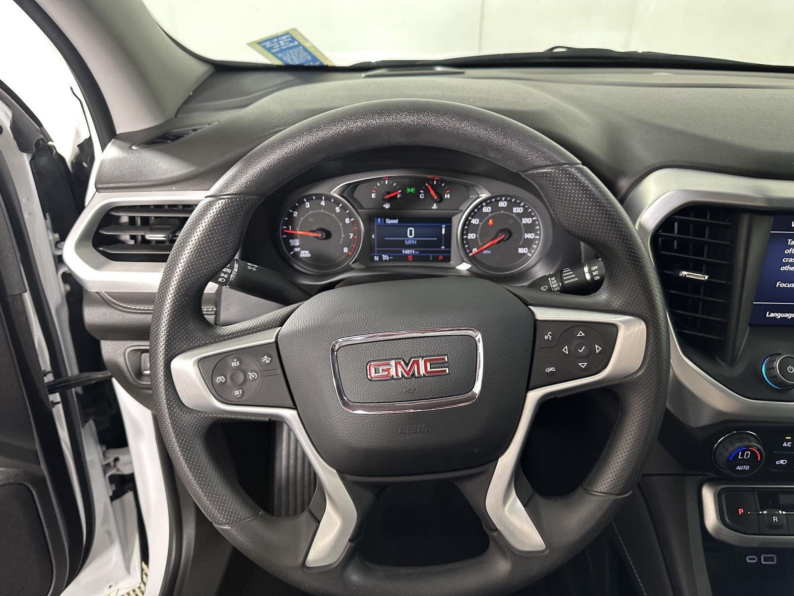 Used 2023 Summit White GMC SLE image 18