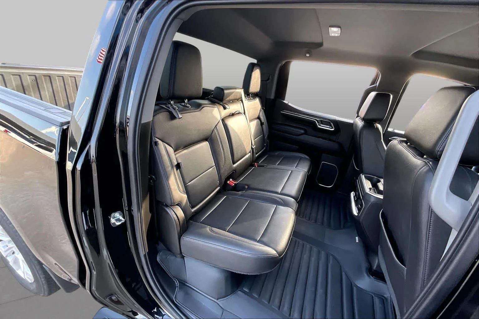 Used 2023 Black Chevrolet LTZ image 18