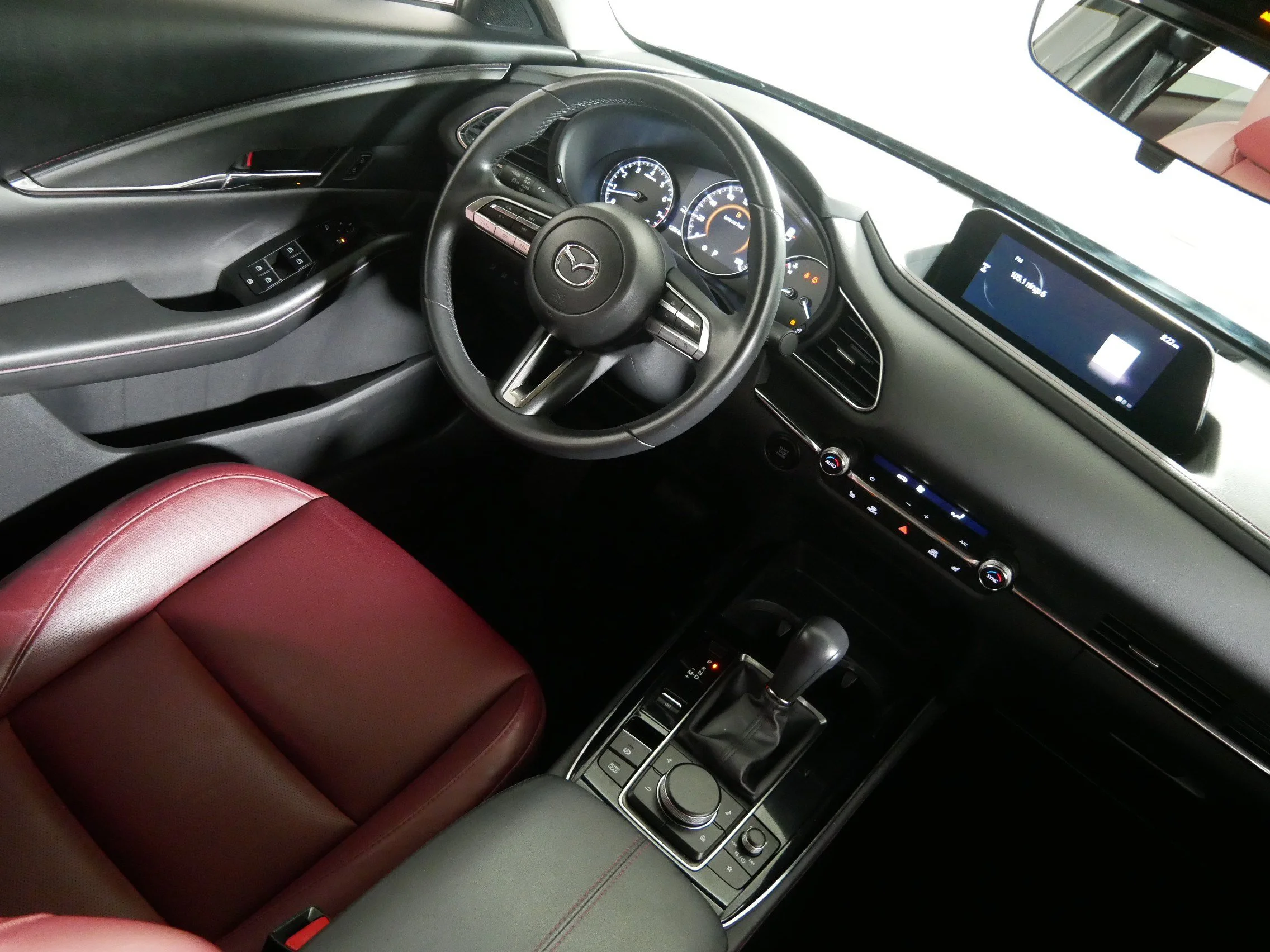 Certified Used 2023 Polymetal Gray Metallic Mazda 2.5 S Carbon Edition image 9