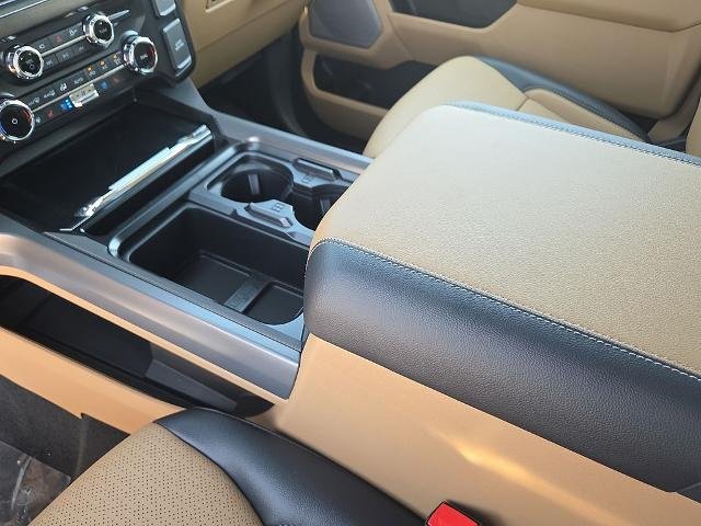New 2026 Glacier Gray Metallic Tri-Coat Ford F-250® Lariat® image 50