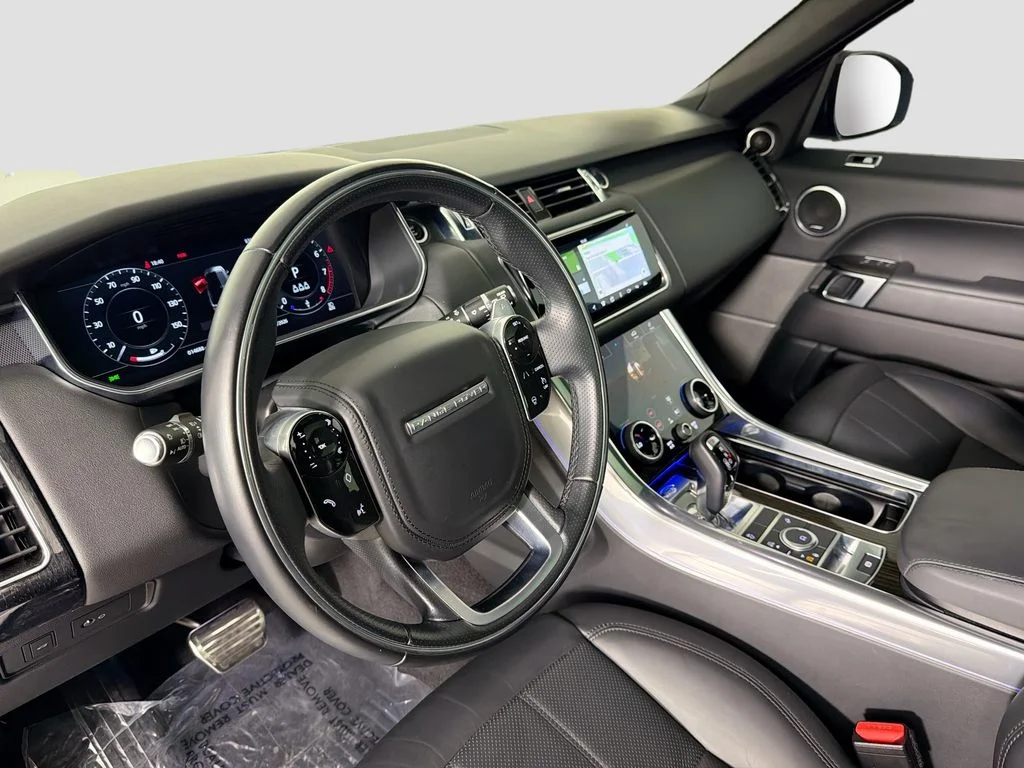 Used 2022 Gray Land Rover HSE Silver Edition image 24
