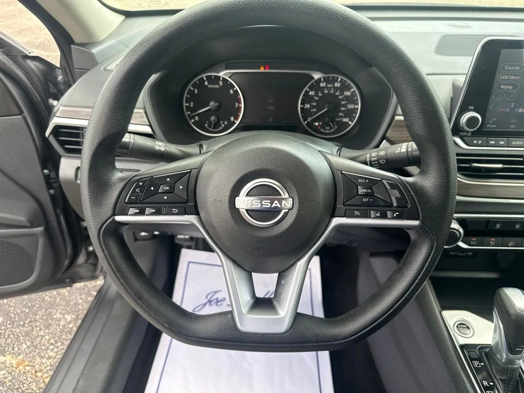 Used 2025 Gray Nissan 2.5 SV image 4