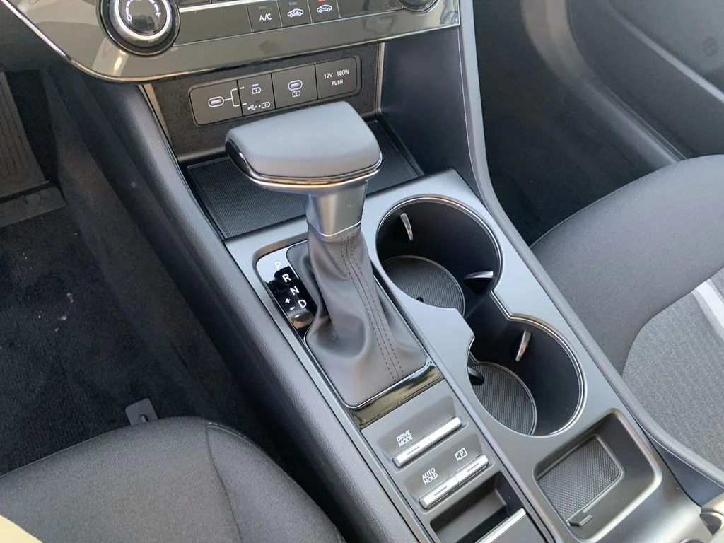 New 2026 Blue Hyundai SE image 19