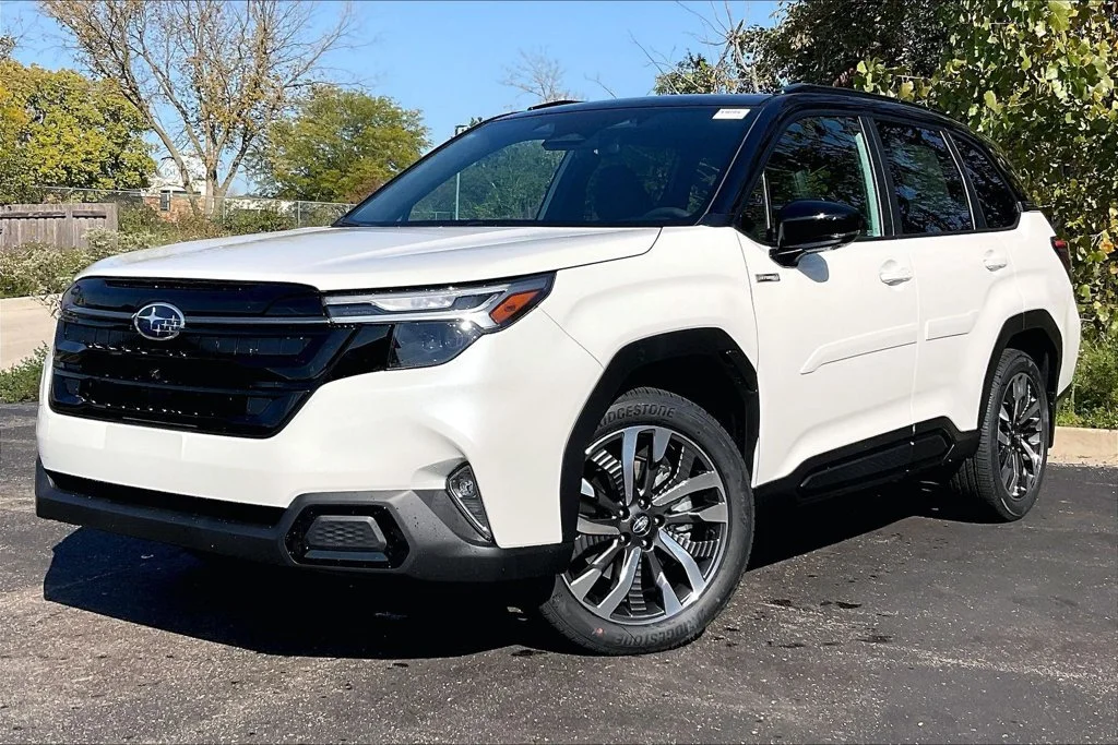 New 2026 CRYSTAL WHITE PEARL, TWO-T Subaru Touring Hybrid image 2