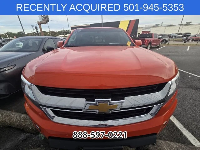 Used 2020 Orange Chevrolet LT image 10