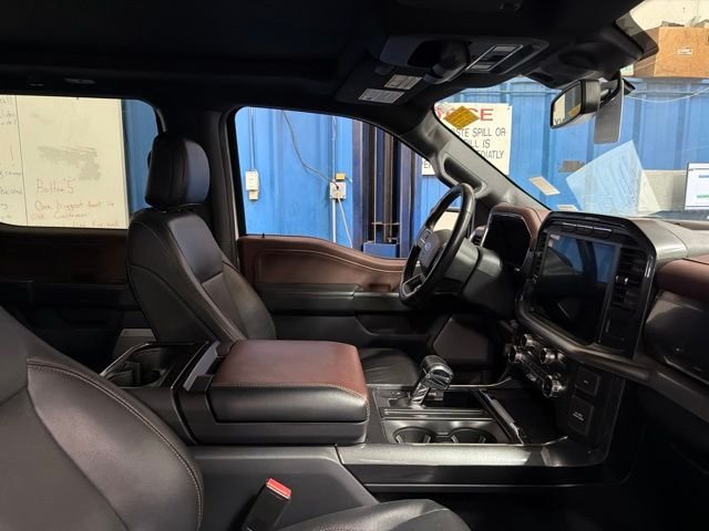 Used 2022 White Ford Lariat image 7