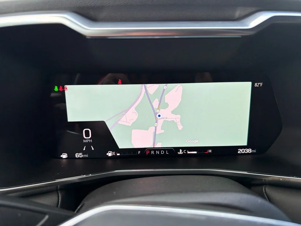 New 2026 White GMC Elevation image 14
