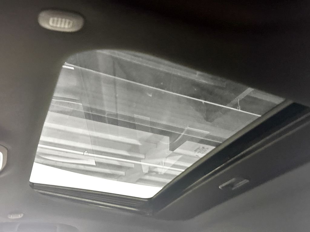 Certified Used 2025 Black Jeep Altitude X image 19