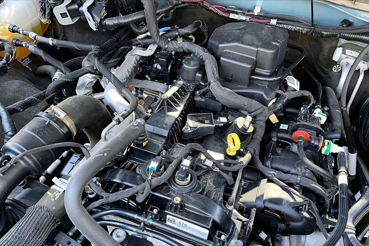Used 2023 Blue Ford Badlands image 30