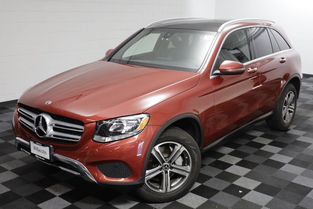 Used 2019 Mercedes-Benz GLC GLC300 with VIN WDC0G4KB9KV147984 for sale in Hinsdale, IL