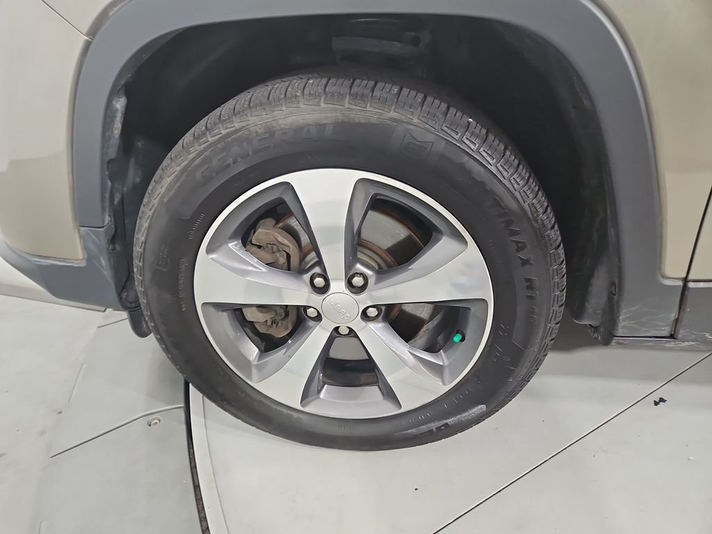 Used 2019 Beige Jeep Limited image 28