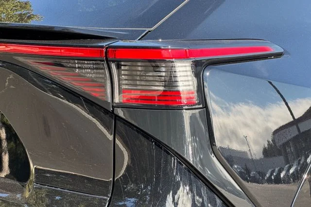 New 2026 Midnight Black Metallic Toyota  XLE image 32