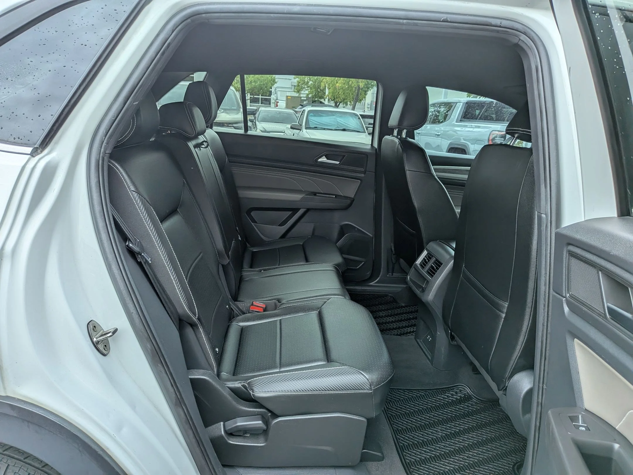 2022 Volkswagen Atlas Cross Sport SE w/Tech - Photo 27