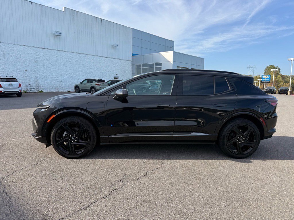 Used 2024 Chevrolet Equinox EV Launch Edition with VIN 3GN7DNRP9RS144451 for sale in Mount Hope, WV